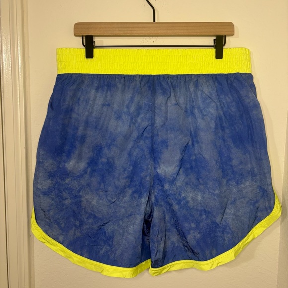 NWT FP Movement Long Shot Printed Logo Shorts in Shiburi Buti Blue Combo size L - Picture 8 of 15